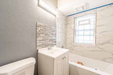 5115 31, Milwaukee WI 53208-4054 exterior