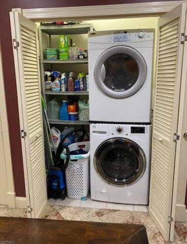 411 Chestnut St, Newark NJ 07105-6511 exterior