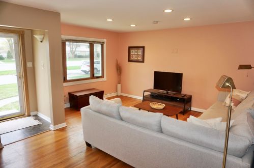 3773 68th St, Milwaukee WI  53220-1828 exterior