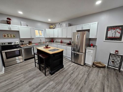 835 Heberton St, Pittsburgh PA  15206-2227 exterior