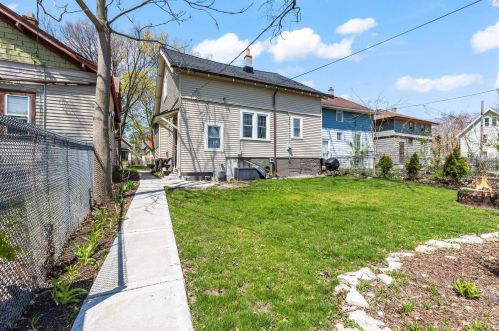 2226 51st St, Milwaukee WI  53208-1107 exterior