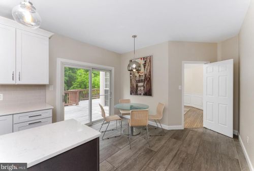 7726 Laurel Leaf Dr, Rockville MD 20854-1768 exterior