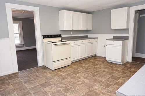 202 Main St, Torrington CT 06790-5440 exterior