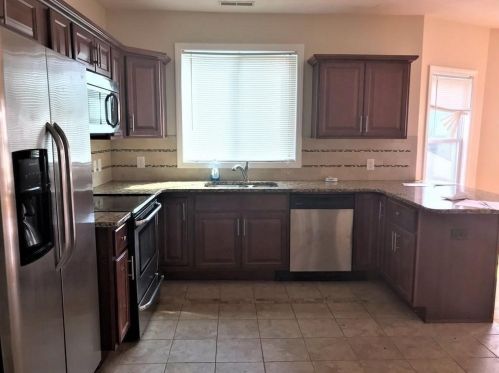 119 Heywood St, Worcester MA 01604-3945 exterior