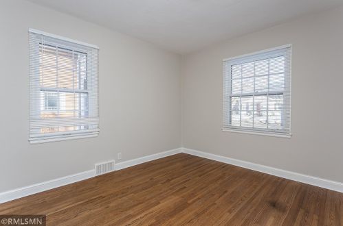 420 7 Ave, South Saint Paul MN 55075-2507 exterior