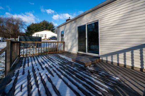 119 Highland Ave, West Springfield MA 01089-1017 exterior