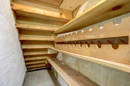 3160 Menomonee Riv Pkwy, Milwaukee WI 53222-3371 exterior