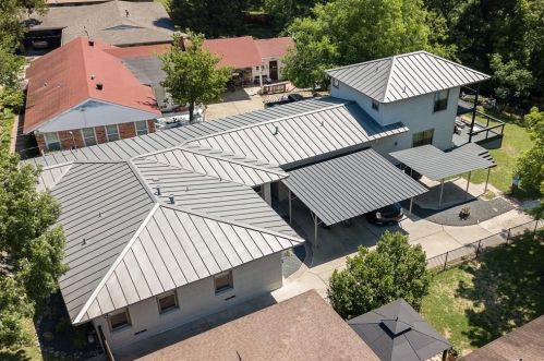 9918 Coldwater Cir, Dallas TX  75228-3665 exterior