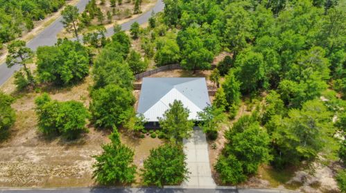 537 Hunters Ridge Rd, Defuniak Springs, FL 32433-1516