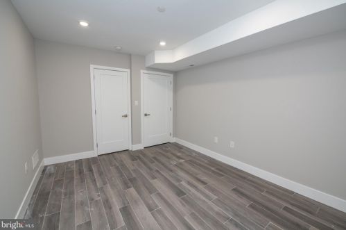 2213 Emerald St, Philadelphia PA 19134-3548 exterior