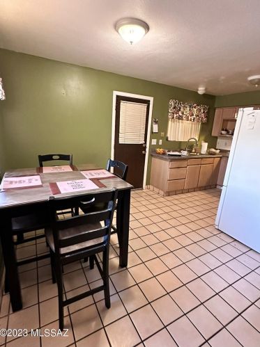 5149 Fremont Dr, Tucson AZ  85706-1458 exterior