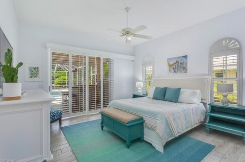 199 Palmetto Dunes Cir, Naples FL 34113-7566 exterior