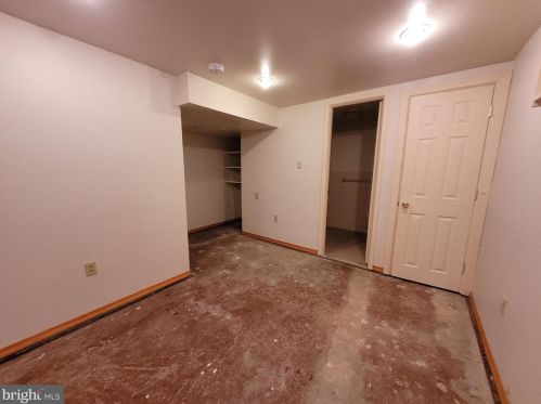 2148 Lee Ln, Chester PA 19014-2213 exterior