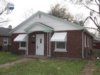 14806 Oak St, Dolton, IL 60419-2610