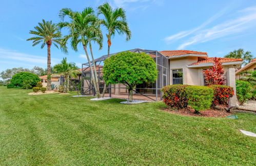 6951 Boscanni Dr, Boynton Beach FL 33437-3720 exterior