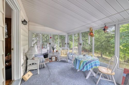 9 Gaskin Rd, Poughkeepsie, NY 12601-5014