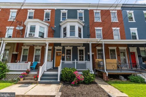 549 Plum St, Lancaster PA  17602-2348 exterior