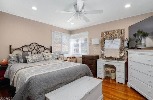 39 Cliffside Trl, Parsippany NJ 07834-2008 exterior