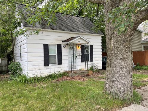 891 Forest Ave, Meskegon MI  49441-2333 exterior