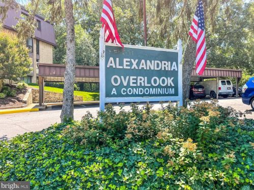 5101 Maris Ave, Alexandria VA 22304-1958 exterior