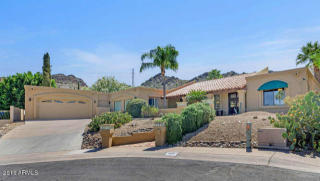 2101 Sahuaro Dr, Phoenix AZ  85028-3126 exterior