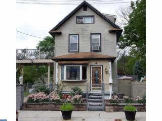 305 Hillside Ave, Camden, NJ 08105-2910