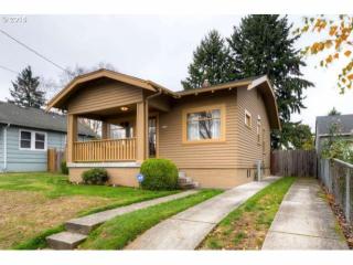 7917 Berkeley Ave, Portland, OR 97203-6009