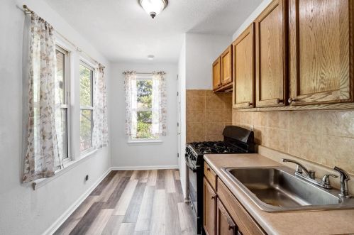 4005 Schiller Pl, Saint Louis MO 63116-3347 exterior