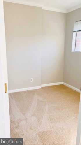 5801 Quantrell Ave, Alexandria VA  22312-2715 exterior