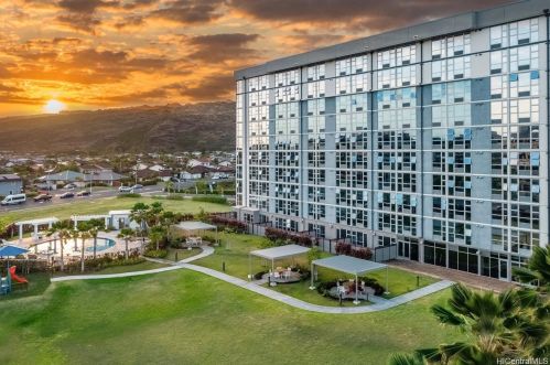 7000 Hawaii Kai Dr, Honolulu HI  96825-3112 exterior