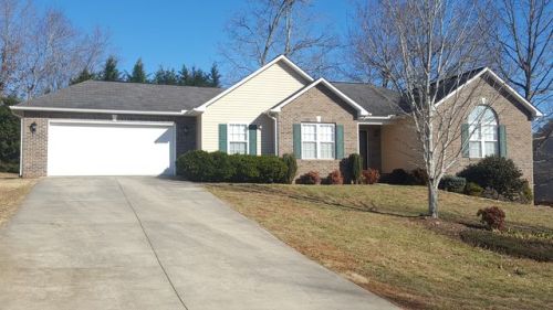 3337 Overbrook Dr, Conover, NC 28613-8227