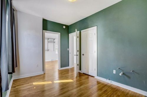 1101 72nd St, Milwaukee WI  53214-3119 exterior