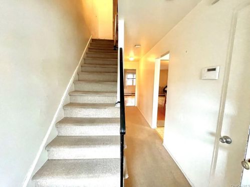 23 Kenyon Pl, Mount Vernon NY 10552-3018 exterior