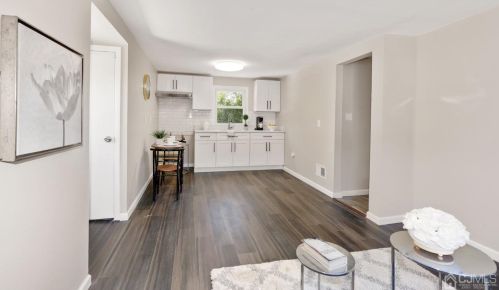 40 Markham Rd, Edison NJ  08817-4129 exterior