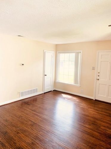 2223 Farola Dr, Dallas TX  75228-2227 exterior