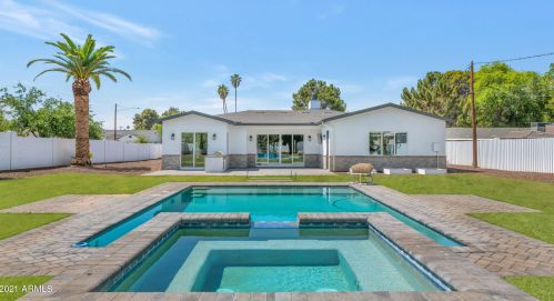 4462 Earll Dr, Phoenix AZ  85031-3822 exterior