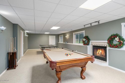 2730 60 St, Fennville MI 49408-9414 exterior