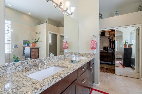 16814 1st Dr, Phoenix AZ 85021-5670 exterior