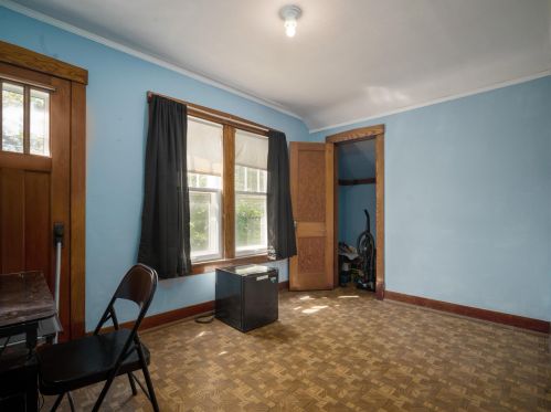 1307 Manila St, Manitowoc WI 54220-6116 exterior