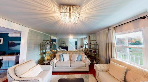 221 Atlantic St, Central Islip NY 11722-3223 exterior