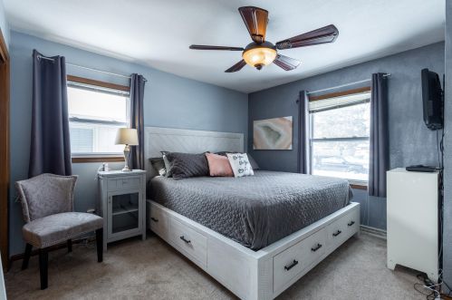 9709 Sarasota Pl, Milwaukee WI 53222-1413 exterior