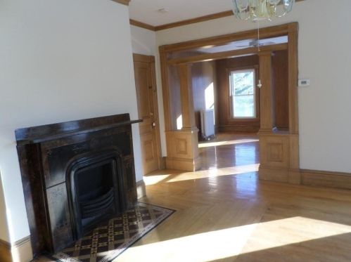 32 Burncoat St, Worcester MA 01605-1814 exterior