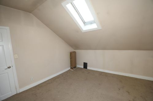 38 4 St, Dover NH 03820-2985 exterior