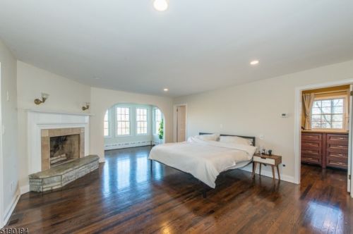 752 Ridge Road Ter, Kinnelon NJ  07405-2132 exterior