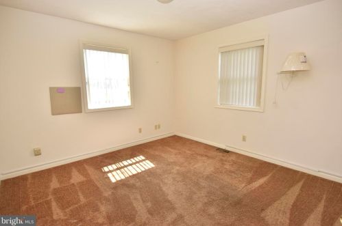 131 Wheaton Dr, Littlestown PA 17340-1356 exterior