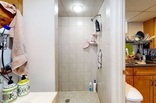 92 Chapel St, Newton MA 02458-1308 exterior