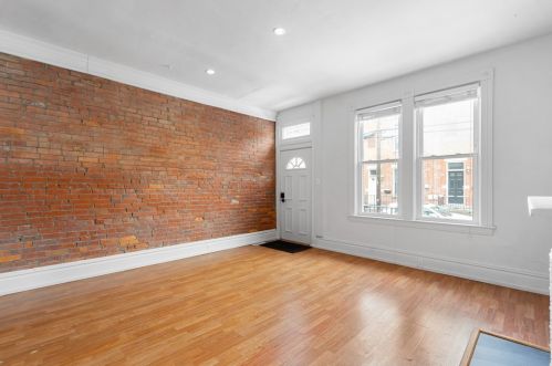 5830 Pierce St, Pittsburgh PA  15232-1720 exterior