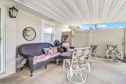 3160 31 Ave, Naples FL 34117-8455 exterior