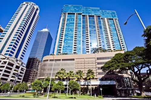 1200 Queen Emma St, Honolulu HI  96813-6300 exterior