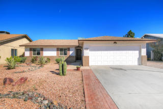 136 Villa Rita Dr, Phoenix AZ  85023-6445 exterior